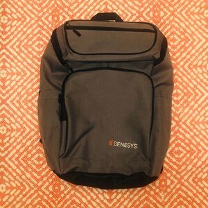 NWOT Men's Grey durable top loader commuter style backpack / laptop, tech, gym